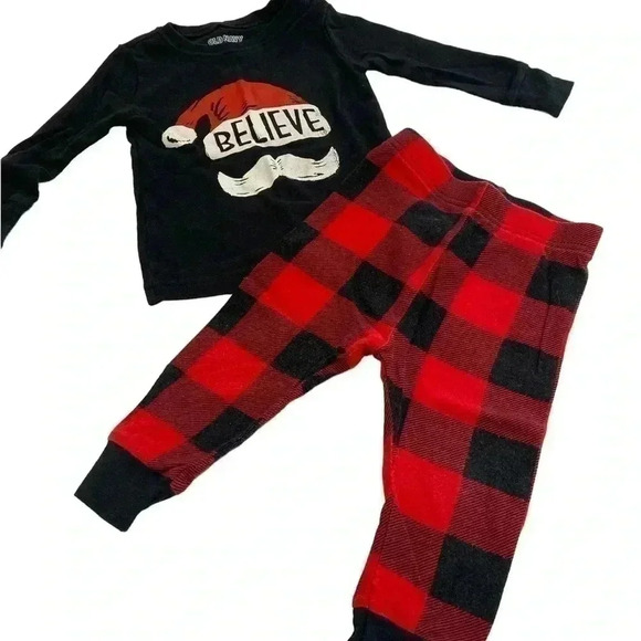 Old Navy pajamas - Picture 1 of 6